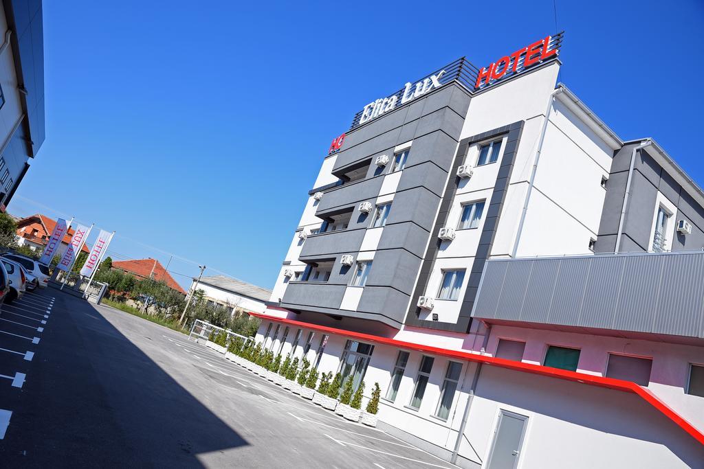 Garni Uni Elita Lux Hotel Ni Buitenkant foto
